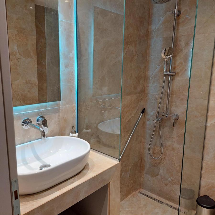Budget Apartment To The Center 1 塞萨洛尼基 外观 照片